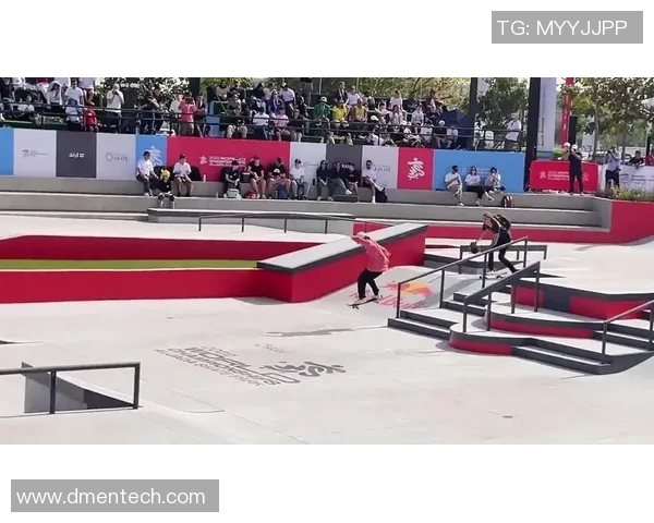 南京滑板队在世界滑板锦标赛中以55分稳居积分榜首位 南京滑板队在世界滑板锦标赛中以55分稳居积分榜首位