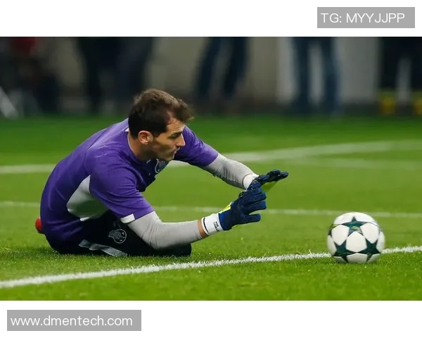 足球明星卡西的精彩瞬间与职业生涯回顾图片展览 足球明星卡西的精彩瞬间与职业生涯回顾图片展览